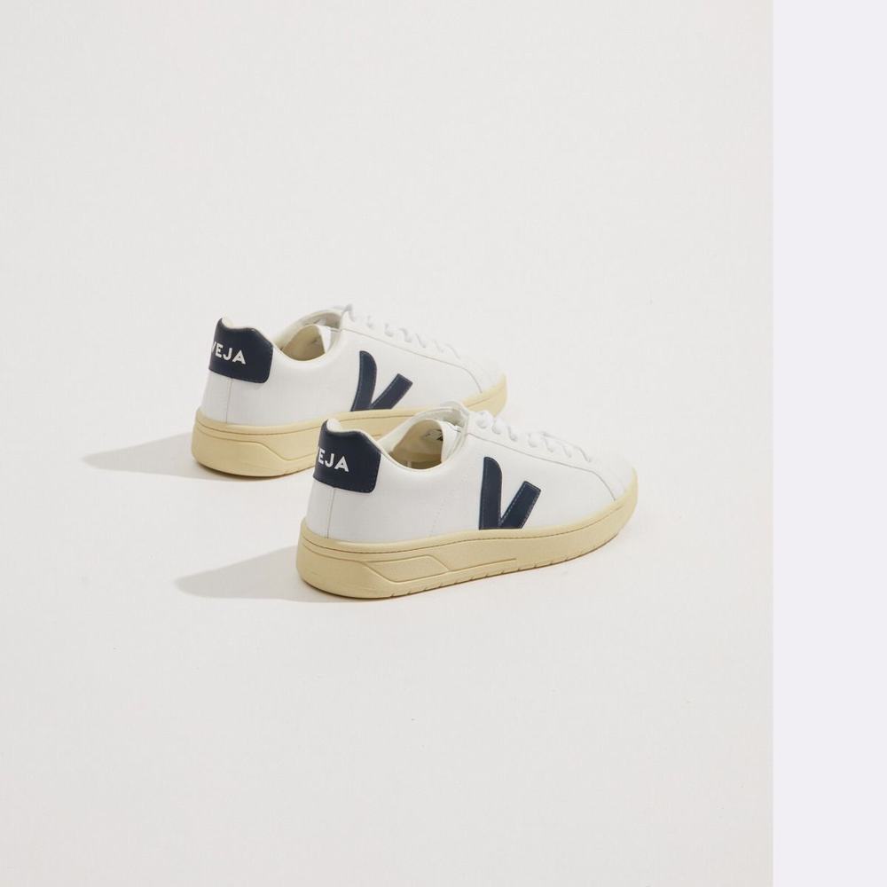 Men's Veja Urca Cwl Sneakers White | UAE-29714