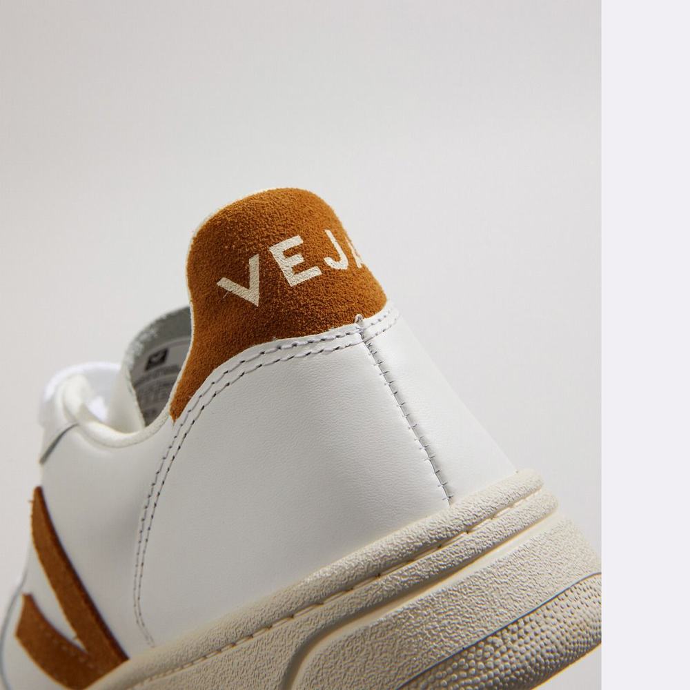 Women's Veja V-10 Leather Sneakers White/Brown | UAE-85196