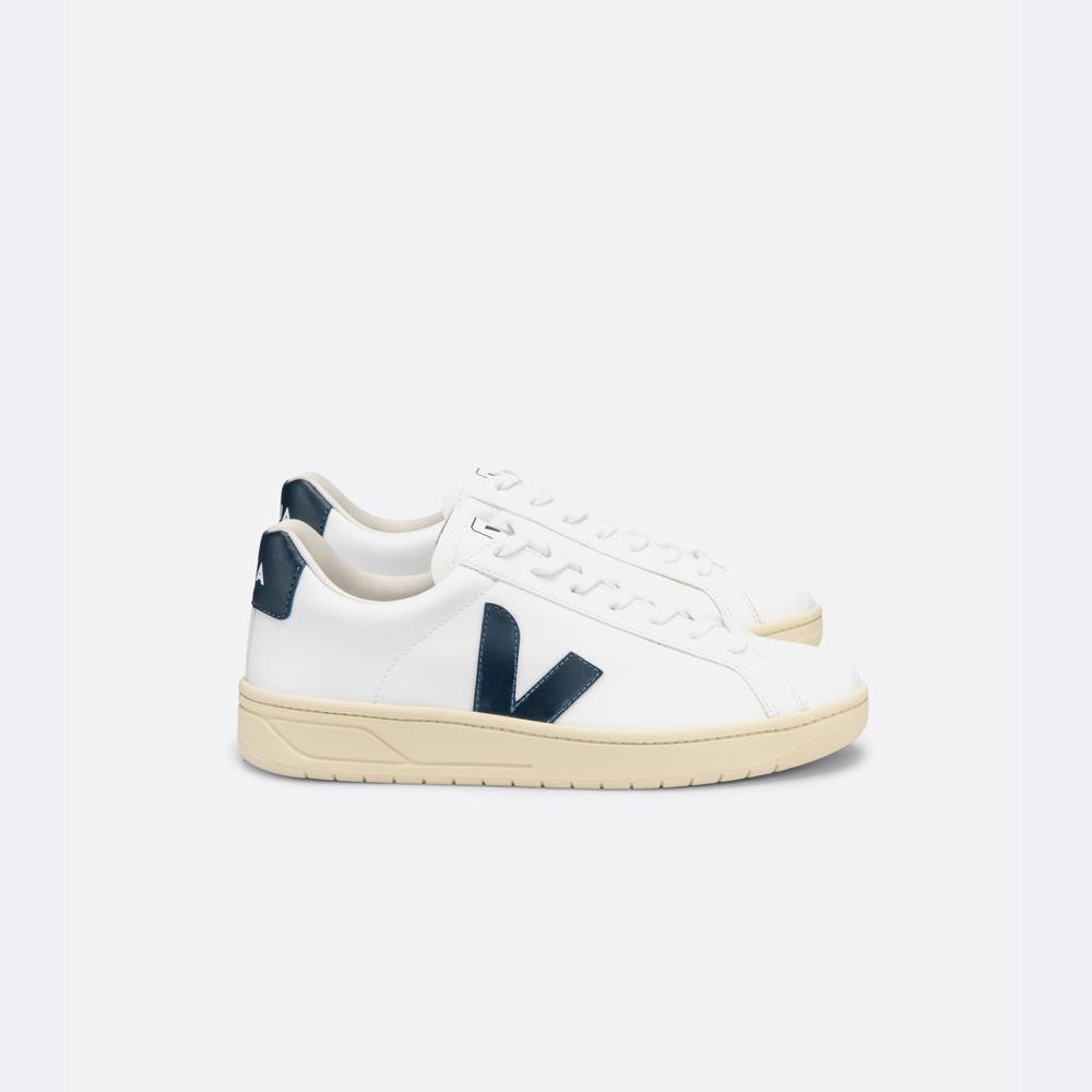 Men's Veja Urca Cwl Sneakers White | UAE-29714