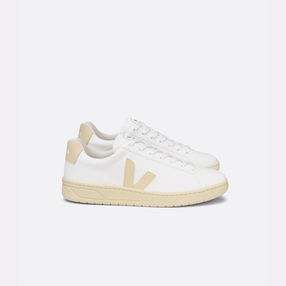 Men's Veja Urca Cwl Sneakers White | UAE-75428